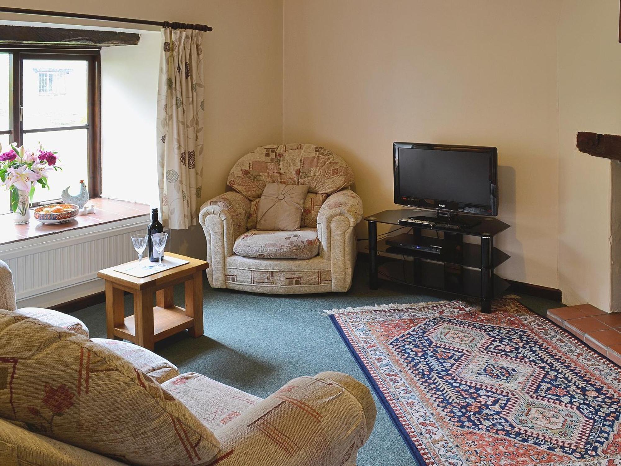 Cherrytree Cottage - 29937 Holcombe Burnell エクステリア 写真