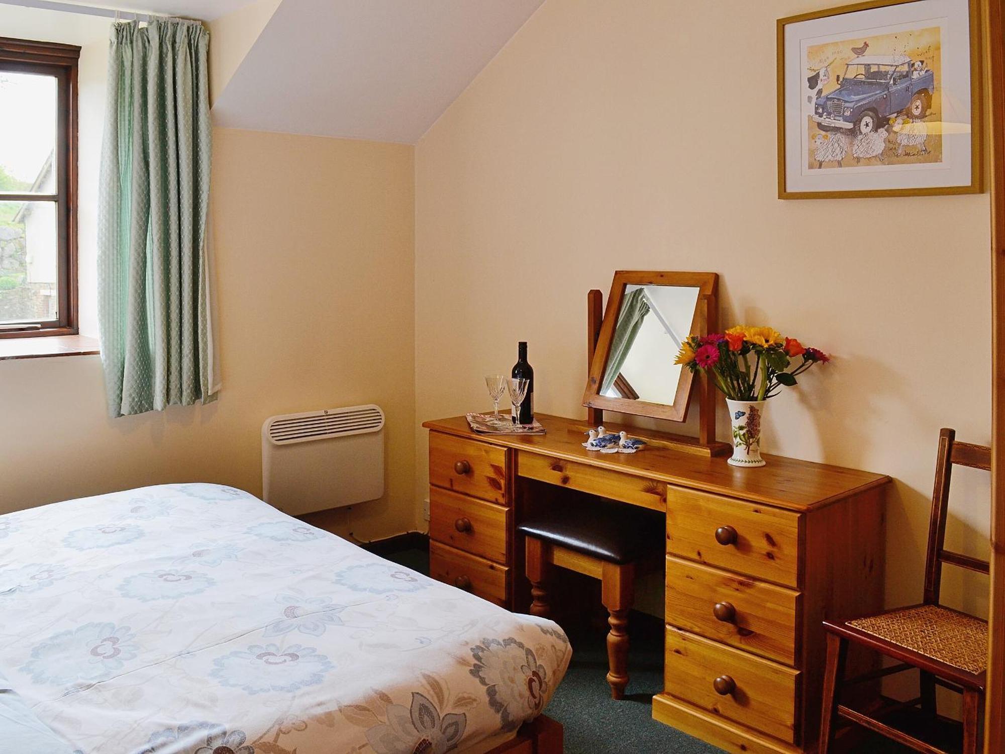 Cherrytree Cottage - 29937 Holcombe Burnell エクステリア 写真